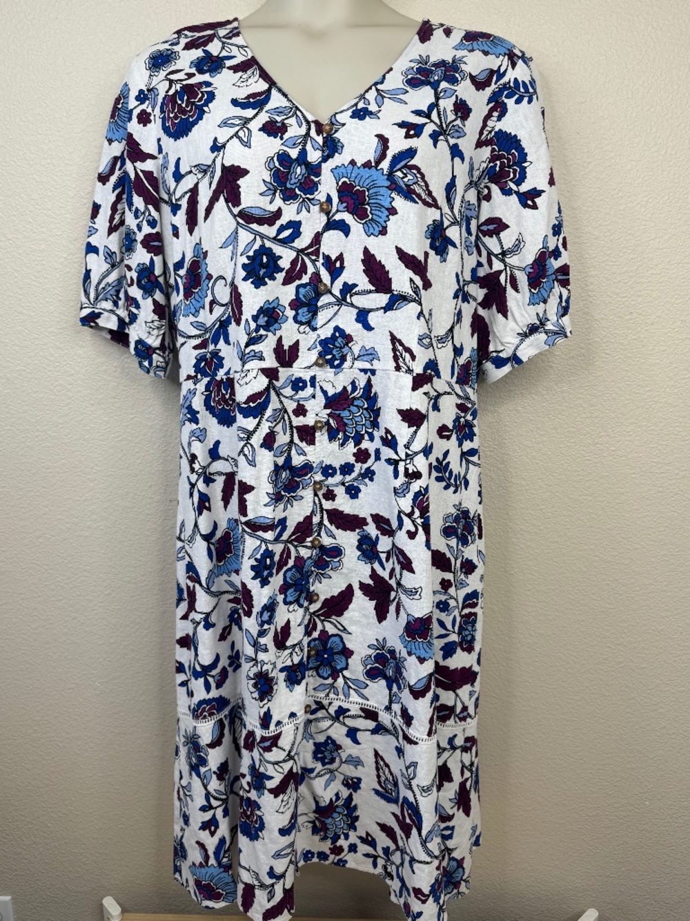 Liz Claiborne Womens White Linen Blend Floral Midi SS V -Neck Dress Sz. 16